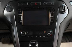Седан Ford Mondeo 2013 года, 1329000 рублей, Тюмень