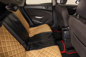 Хетчбэк Opel Astra 2012 года, 629000 рублей, Пермь