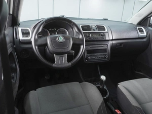 Хетчбэк Skoda Fabia 2010 года, 490000 рублей, Ростов-на-Дону