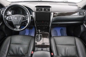 Седан Toyota Camry 2018 года, 1849000 рублей, Красноярск