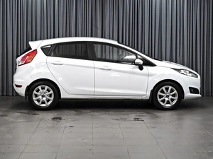 Хетчбэк Ford Fiesta 2016 года, 925000 рублей, Ставрополь