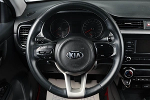 Седан Kia Rio 2021 года, 1559000 рублей, Тюмень