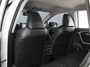 Внедорожник Toyota RAV4 2021 года, 3520000 рублей, Омск