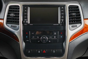 Внедорожник Jeep Grand Cherokee 2012 года, 1679000 рублей, Тюмень