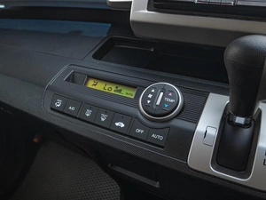 Минивэн Honda Freed 2011 года, 1150000 рублей, Краснодар