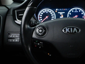 Седан Kia Quoris 2018 года, 2099050 рублей, Москва