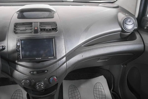 Хетчбэк Chevrolet Spark 2011 года, 429000 рублей, Кемерово