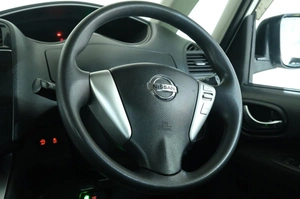 Минивэн Nissan Serena 2011 года, 1129000 рублей, Омск