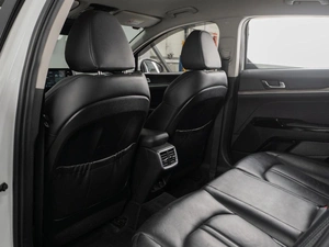 Седан Kia K5 2021 года, 2400000 рублей, Тюмень