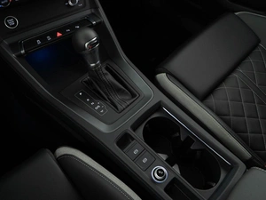 Внедорожник Audi Q3 2024 года, 4249999 рублей, Москва