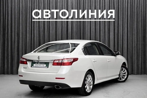 Седан Renault Latitude 2011 года, 870000 рублей, Красноярск