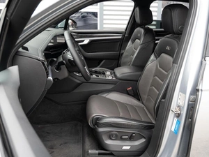 Внедорожник Volkswagen Touareg 2018 года, 5100000 рублей, Краснодар