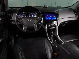 Седан Hyundai Sonata 2010 года, 929000 рублей, Воронеж