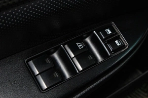 Седан Subaru Legacy 2011 года, 1119000 рублей, Сургут