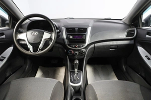 Хетчбэк Hyundai Solaris 2012 года, 889000 рублей, Новосибирск
