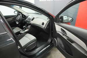 Седан Chevrolet Cruze 2013 года, 1040000 рублей, Курск