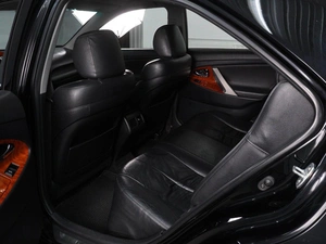 Седан Toyota Camry 2011 года, 1335000 рублей, Красный Пахарь