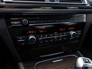 Седан BMW 7 серия 2015 года, 2800000 рублей, Краснодар