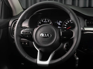 Седан Kia Rio 2017 года, 1199000 рублей, Тюмень
