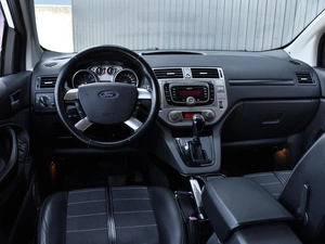 Внедорожник Ford Kuga 2012 года, 900000 рублей, Краснодар