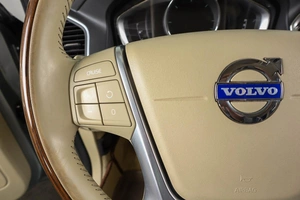 Внедорожник Volvo XC60 2015 года, 2319000 рублей, Пермь