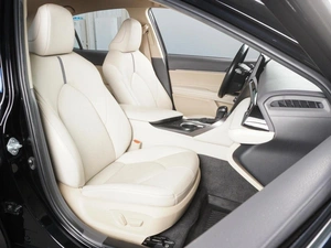 Седан Toyota Camry 2021 года, 3685000 рублей, Красный Пахарь