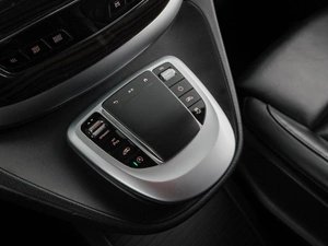 Минивэн Mercedes-benz V-класс 2022 года, 8899055 рублей, Москва