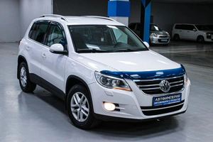 Внедорожник Volkswagen Tiguan 2011 года, 1198000 рублей, Солонцы