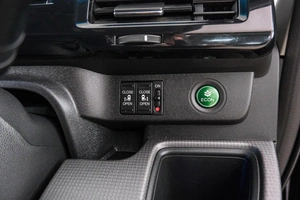 Минивэн Honda Stepwgn Spada 2018 года, 2239000 рублей, Красноярск