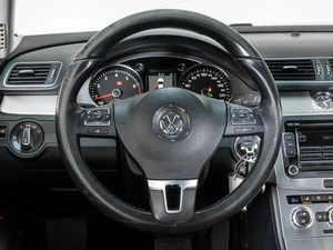 Седан Volkswagen Passat 2013 года, 1275000 рублей, Ставрополь