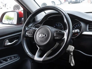 Седан Kia Rio 2019 года, 1298030 рублей, Волгоград