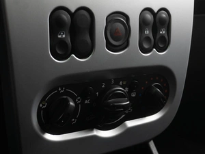 Хетчбэк Renault Sandero Stepway 2014 года, 889000 рублей, Тюмень
