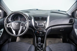 Седан Hyundai Solaris 2015 года, 849000 рублей, Пермь