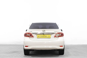 Седан Toyota Corolla 2012 года, 1199000 рублей, Барнаул