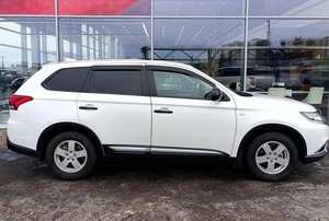 Внедорожник Mitsubishi Outlander 2018 года, 2145000 рублей, Солонцы