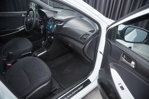 Седан Hyundai Solaris 2014 года, 870000 рублей, Красноярск