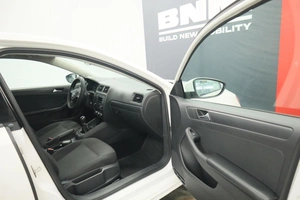 Седан Volkswagen Jetta 2014 года, 1255000 рублей, Курск