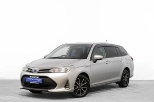 Универсал Toyota Corolla Fielder 2019 года, 1419000 рублей, Барнаул