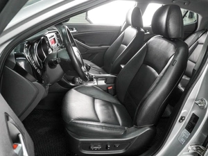 Седан Kia Optima 2012 года, 1089000 рублей, Воронеж