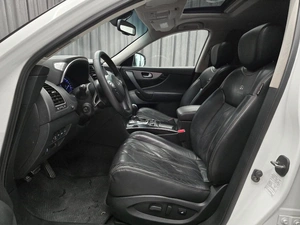 Внедорожник Infiniti QX70 2013 года, 2050000 рублей, Красноярск