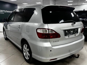 Минивэн Toyota Ipsum 2003 года, 870000 рублей, Ачинск