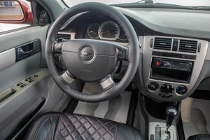 Седан Chevrolet Lacetti 2009 года, 629000 рублей, Барнаул