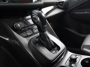 Внедорожник Ford Kuga 2014 года, 1220000 рублей, Омск