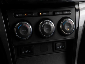 Седан Mazda 6 2010 года, 845000 рублей, Тюмень