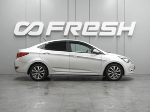 Седан Hyundai Solaris 2015 года, 939000 рублей, Воронеж