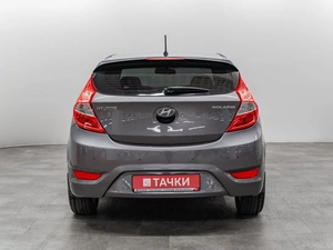 Хетчбэк Hyundai Solaris 2012 года, 950000 рублей, Красноярск