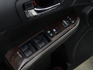 Седан Toyota Camry 2017 года, 1900046 рублей, Москва