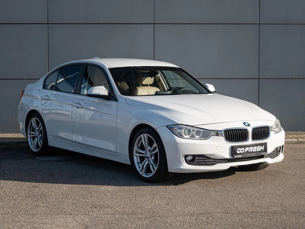 Седан BMW 3 серия 2013 года, 1300000 рублей, Краснодар