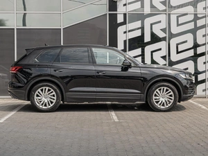 Внедорожник Volkswagen Touareg 2018 года, 4160000 рублей, Краснодар