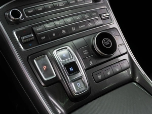 Внедорожник Hyundai Santa Fe 2023 года, 4240000 рублей, Тюмень